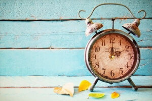 Daylight Savings Time Ends This Sunday Remember to Set Back Your Clocks!
