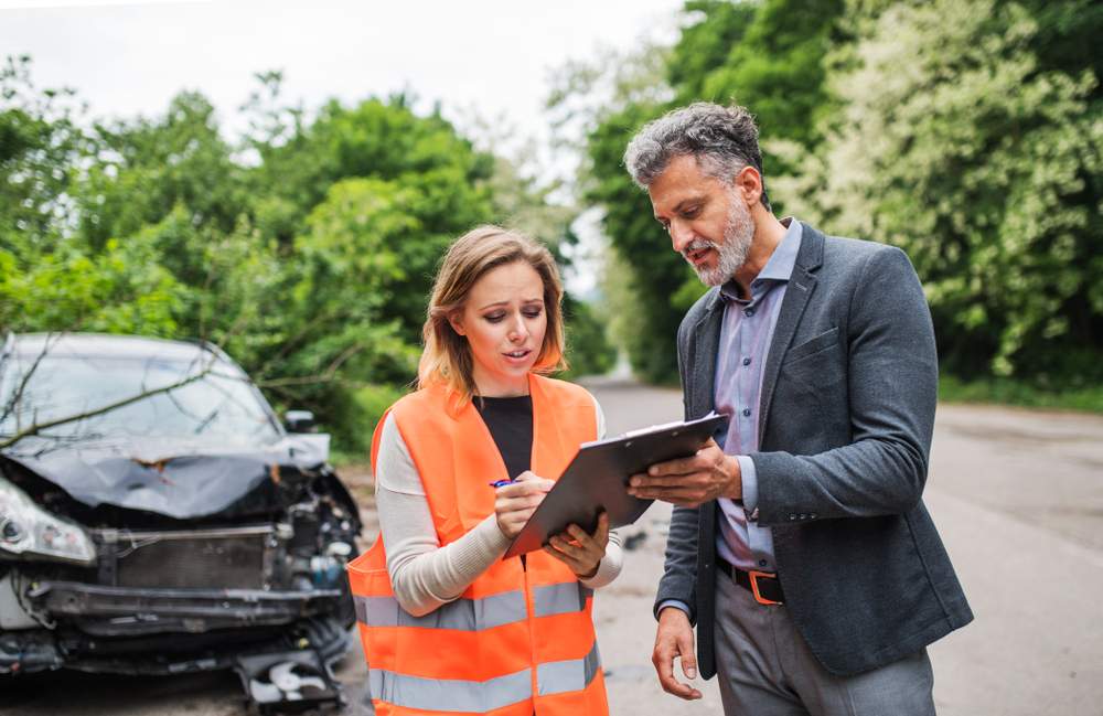 Why You Shouldn’t Settle Your Truck Accident Claim Without a Lawyer in Oklahoma